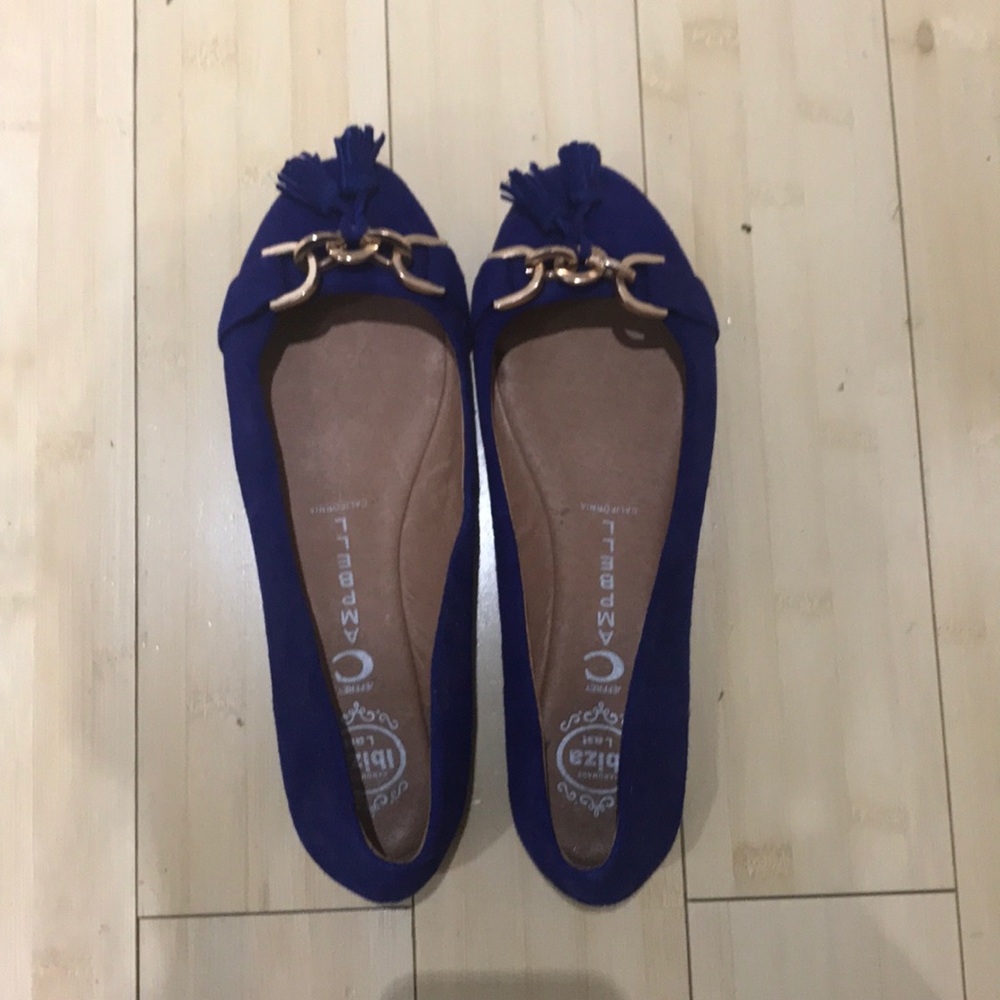 Perfect suede flats!